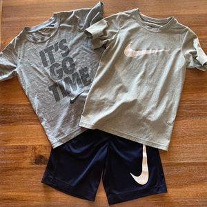 Nike boys size (7) set
